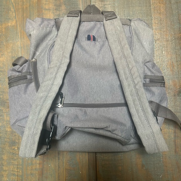 Storksak Large, Multi-Functional, Waterproof, Travel Backpack, Diaper Bag - Picture 4 of 16